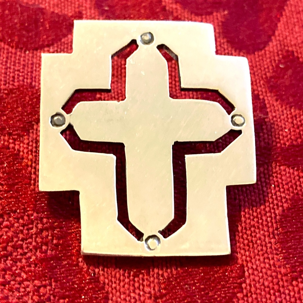 STERLING SILVER MODERN CROSS PENDANT